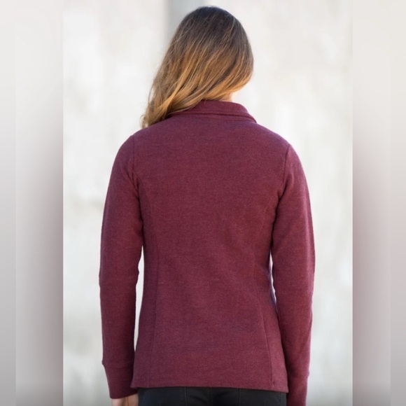 Ibex Reese Cardigan Sweater fitted Jacket Blazer bucle Merino Wool wine Womens M - Picture 4 of 13